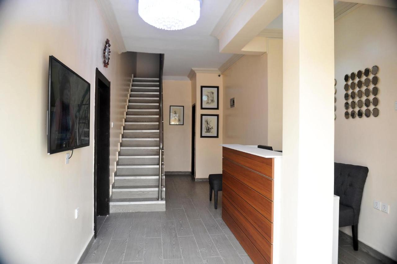 ホテル Nigus House Lekki ラゴス エクステリア 写真